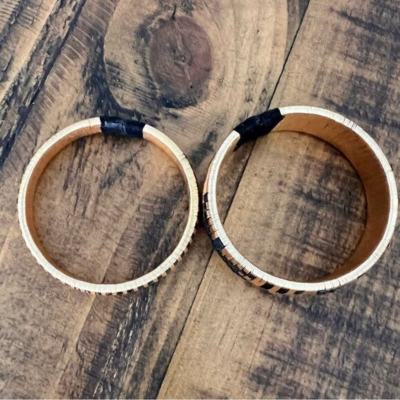 HANDCRAFTED Two Bracelet Set Pair Of Earrings Gold Plate Cord Warregue Material - Picture 6 of 8